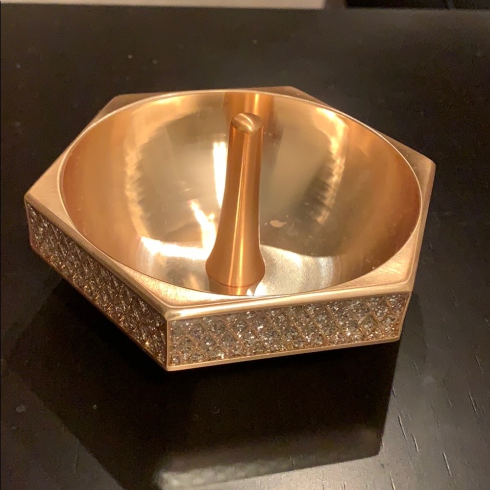 Waterford Lismore Diamond Ring Holder in Gold